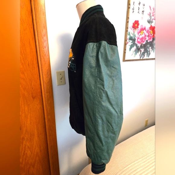 GREEN BAY PACKERS VINTAGE 1990s  SUEDE & LEATHER BOMBER JACKET. SIZE LARGE. - Picture 5 of 10